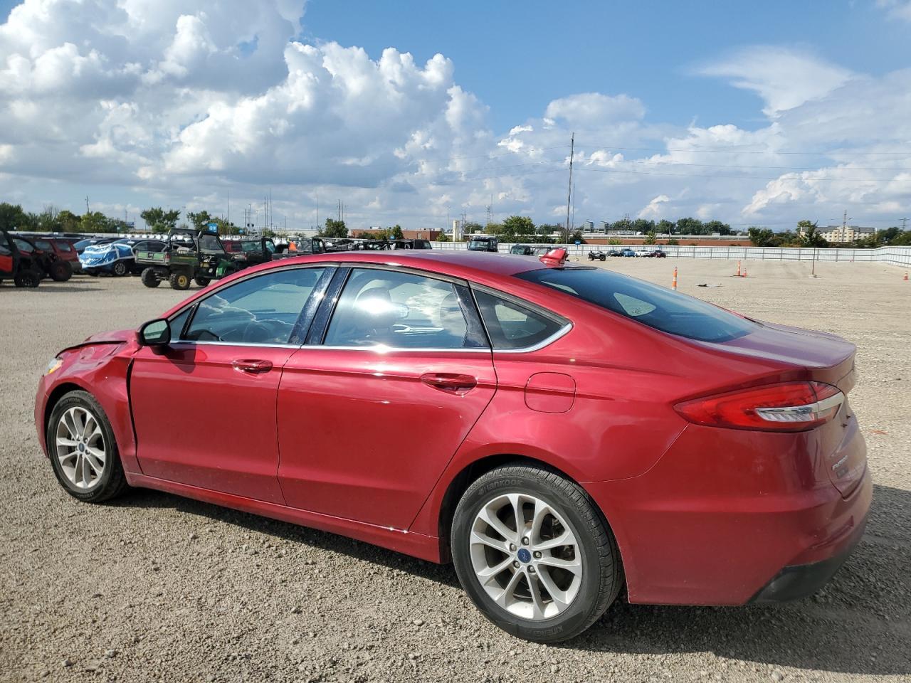 2020 Ford Fusion Se - Фото 2