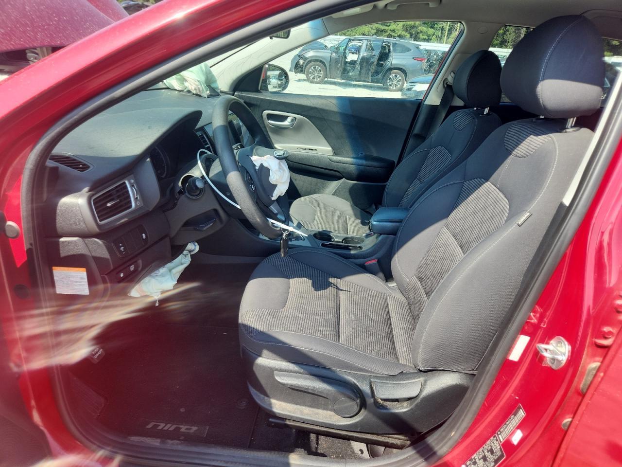 2017 Kia Niro Fe - Image 7