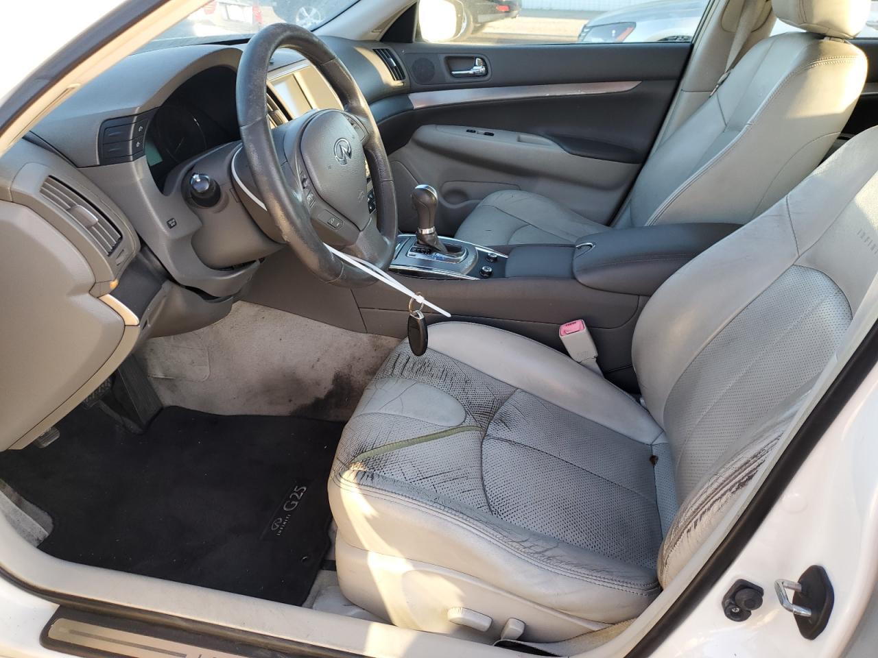 2011 Infiniti G25 Base - Image 7