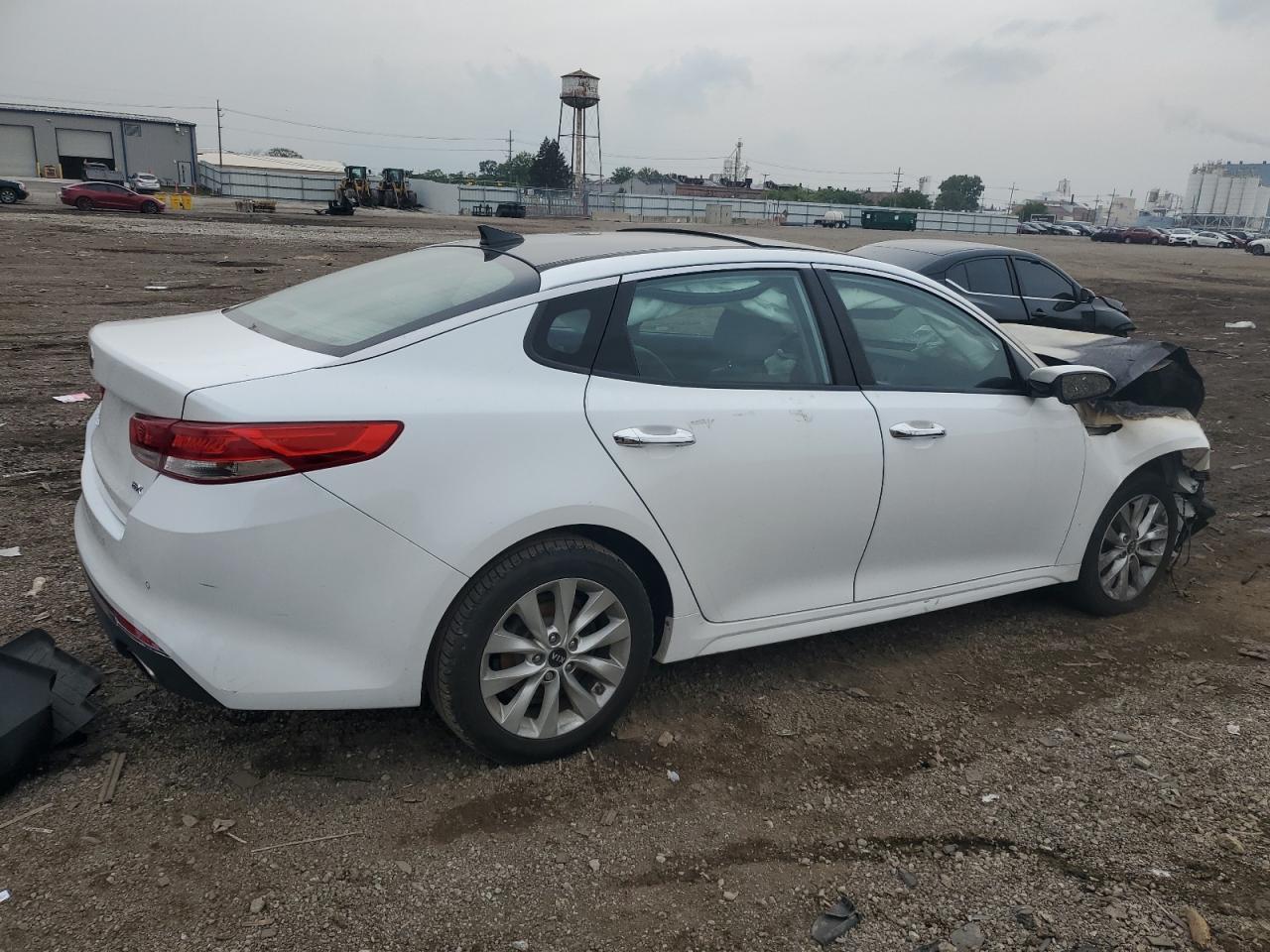 2018 Kia Optima Ex - Image 3