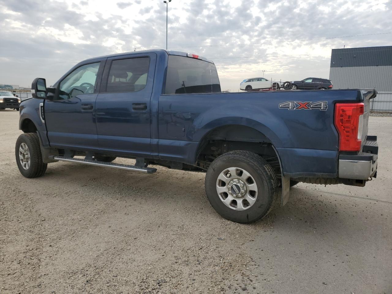2017 Ford F350 Super Duty - Image 2