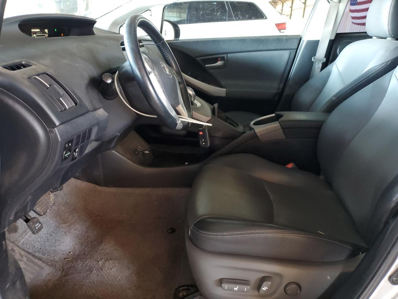2014 Toyota Prius - Фото 7
