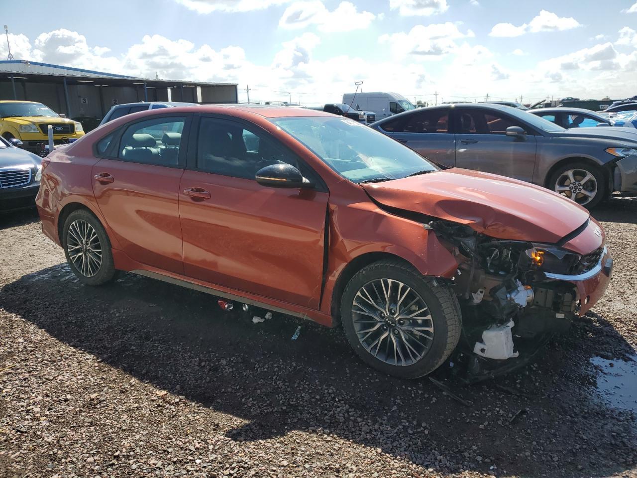 2023 Kia Forte Gt Line - Фото 4