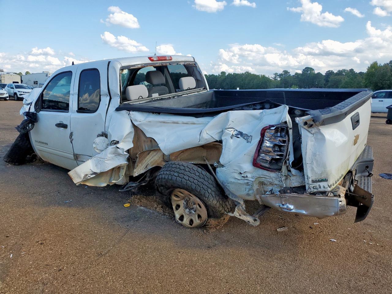 2011 Chevrolet Silverado K1500 Lt - Фото 2