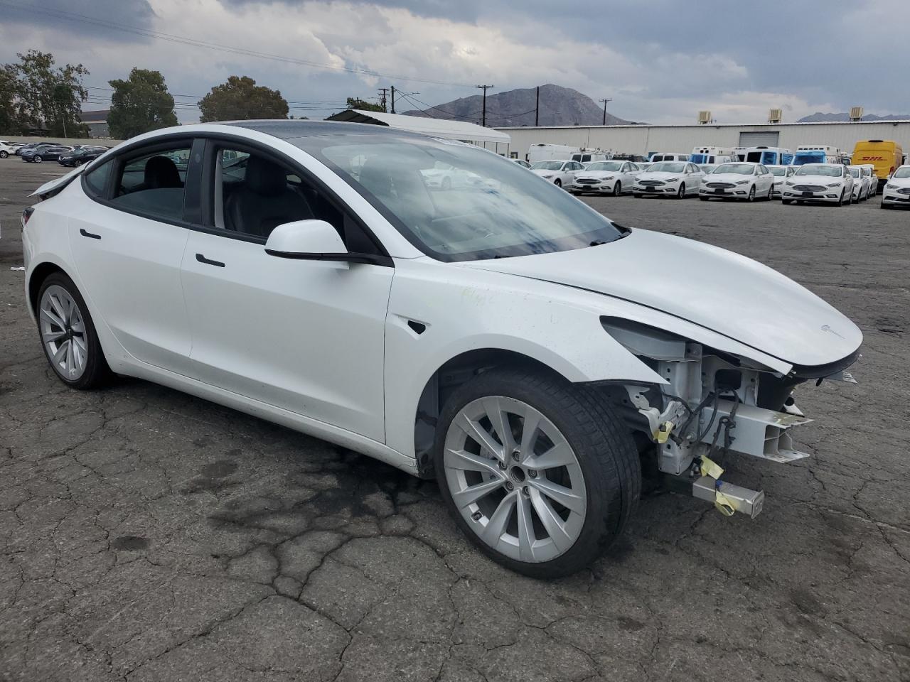 2021 Tesla Model 3 - Фото 4