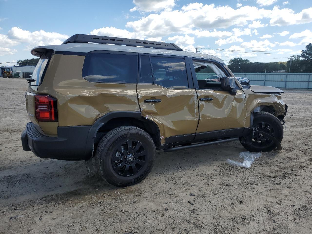 2024 Toyota Land Cruiser Base - Фото 3