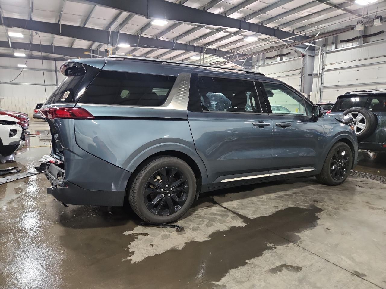 2023 Kia Carnival Sx - Фото 3