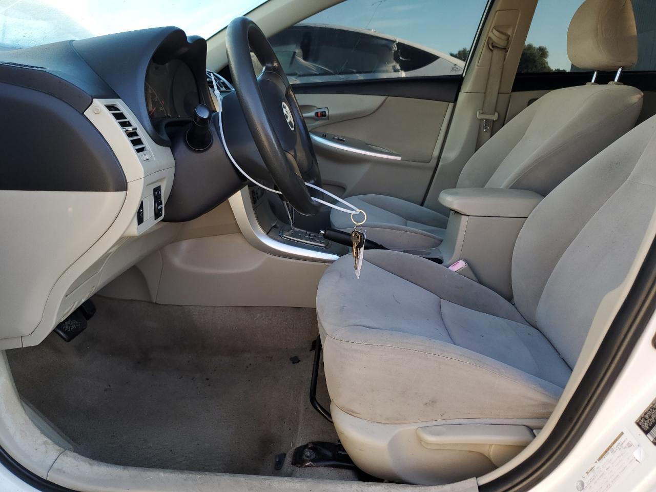 2011 Toyota Corolla Base - Фото 7