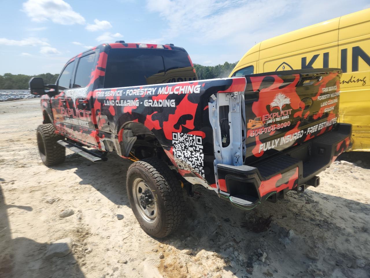 2024 Ford Super Duty F-250 W/S - Image 2