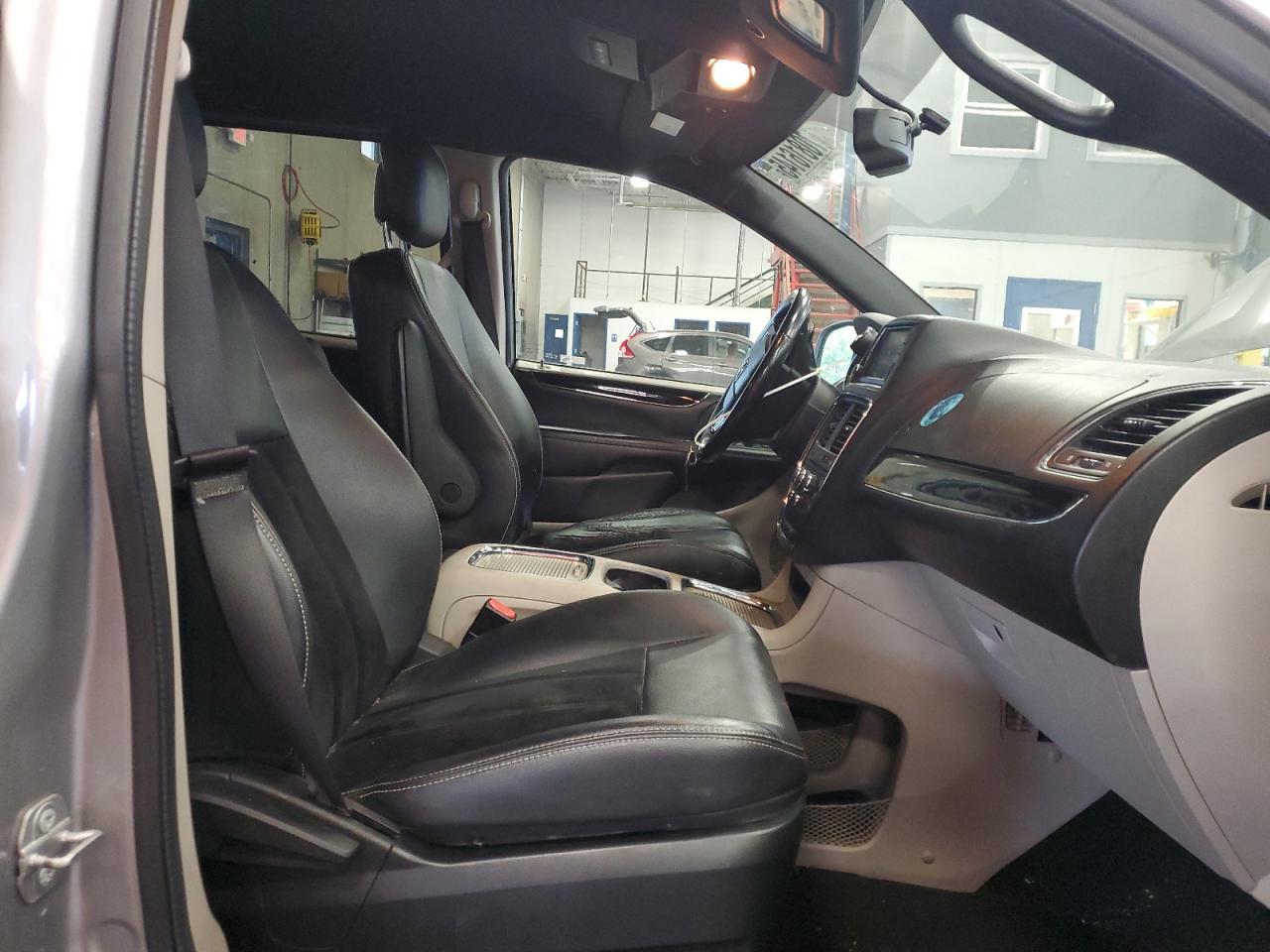 2017 Dodge Grand Caravan Sxt - Фото 7