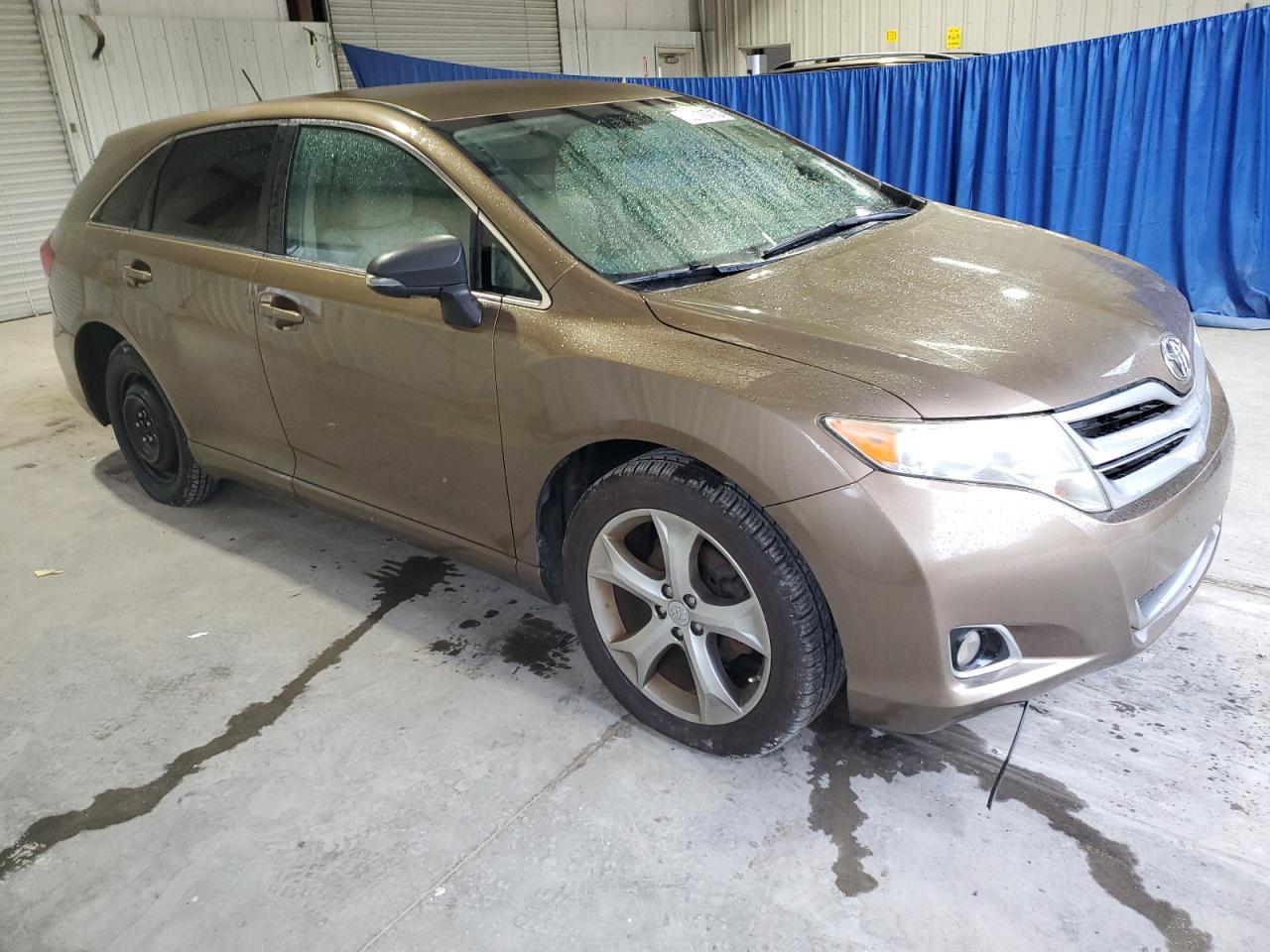 2013 Toyota Venza Le - Фото 4