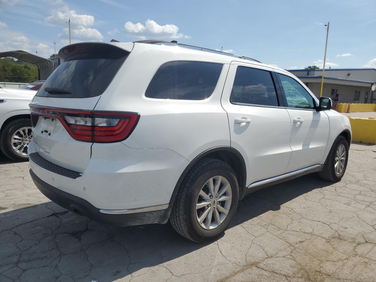 2022 Dodge Durango Sxt - Image 3