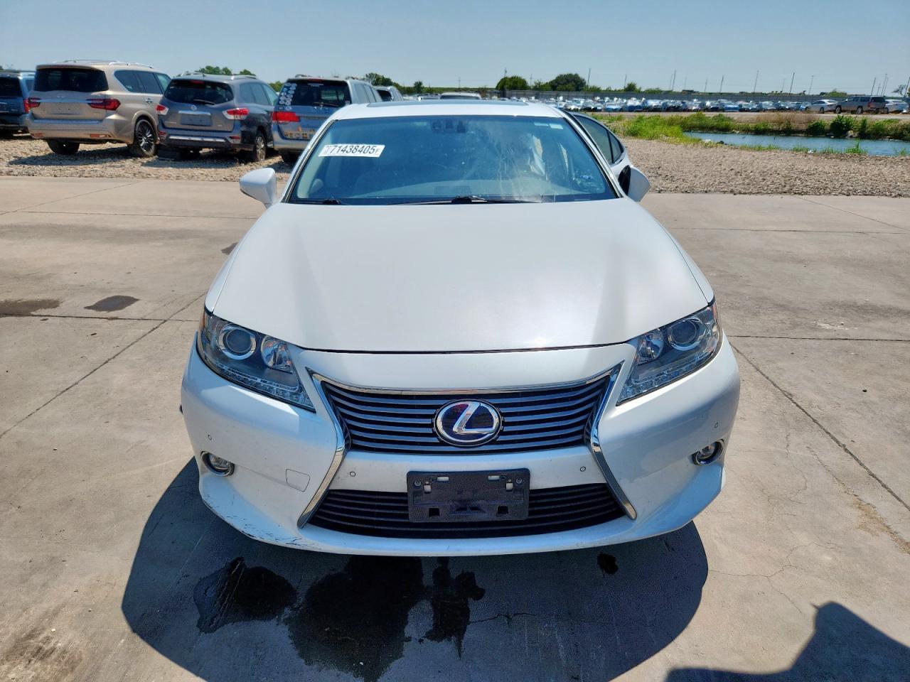 2014 Lexus Es 300H - Image 5