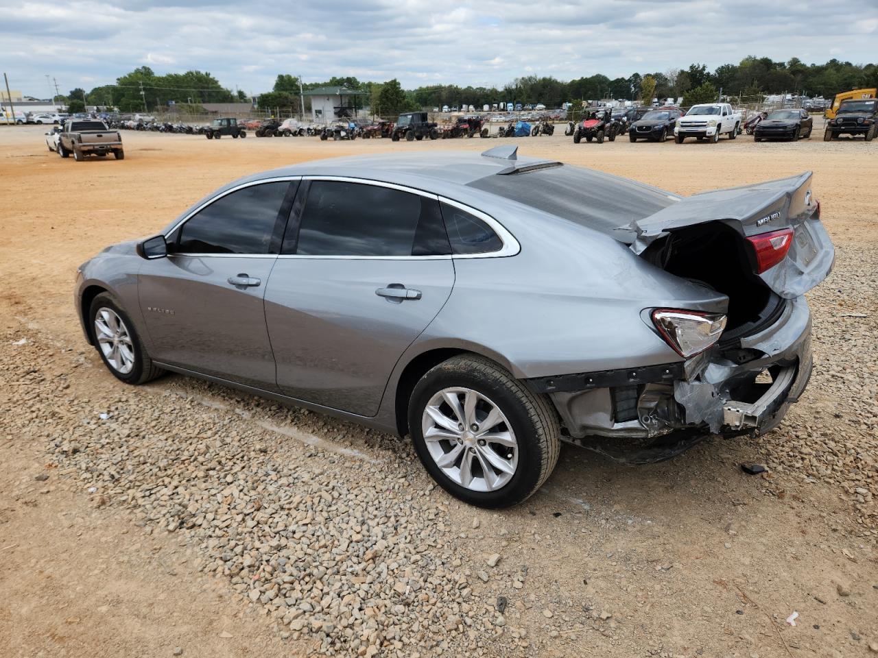 2024 Chevrolet Malibu Lt - Фото 2