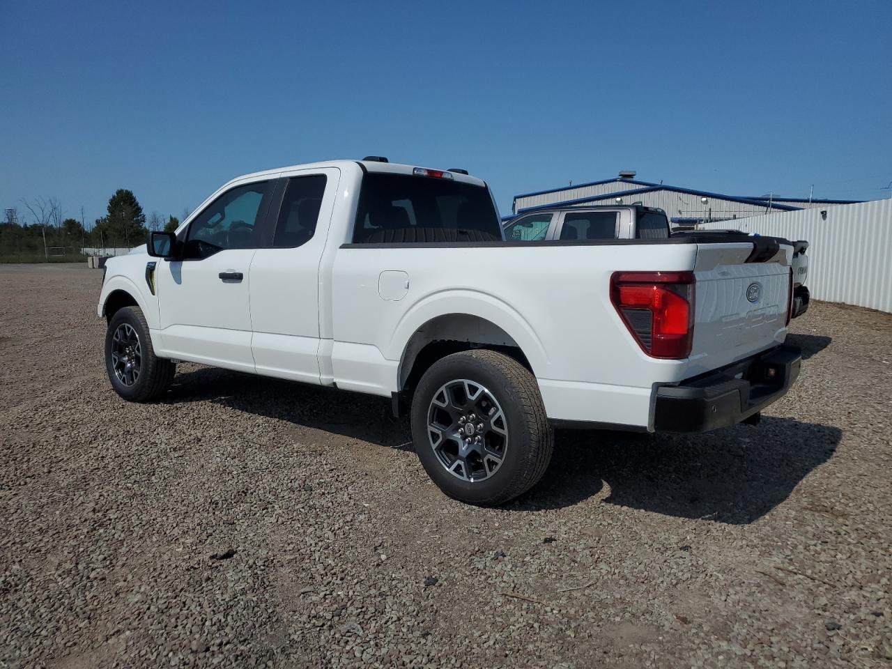 2024 Ford F150 Stx - Фото 2