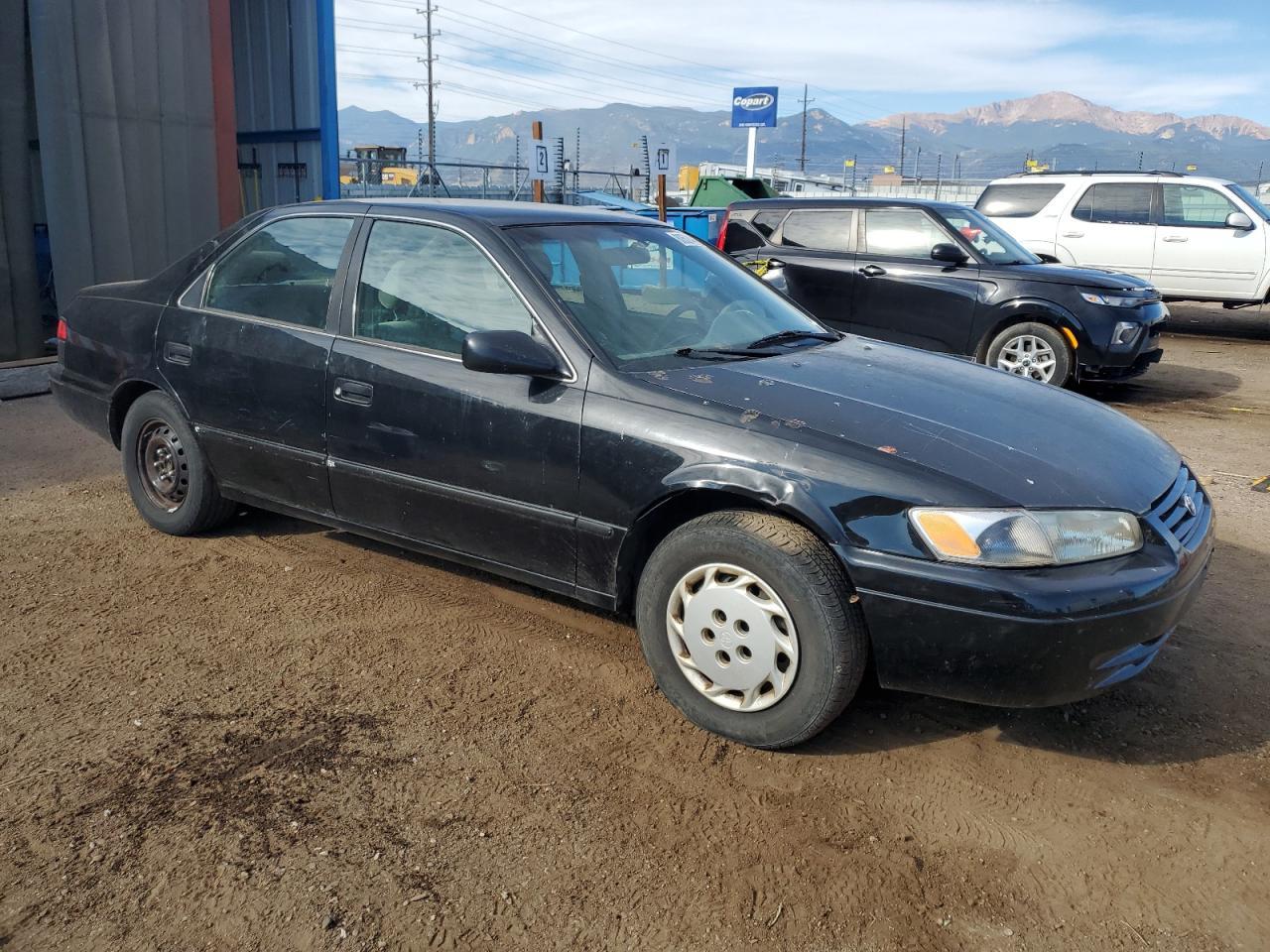 1999 Toyota Camry Ce - Image 4