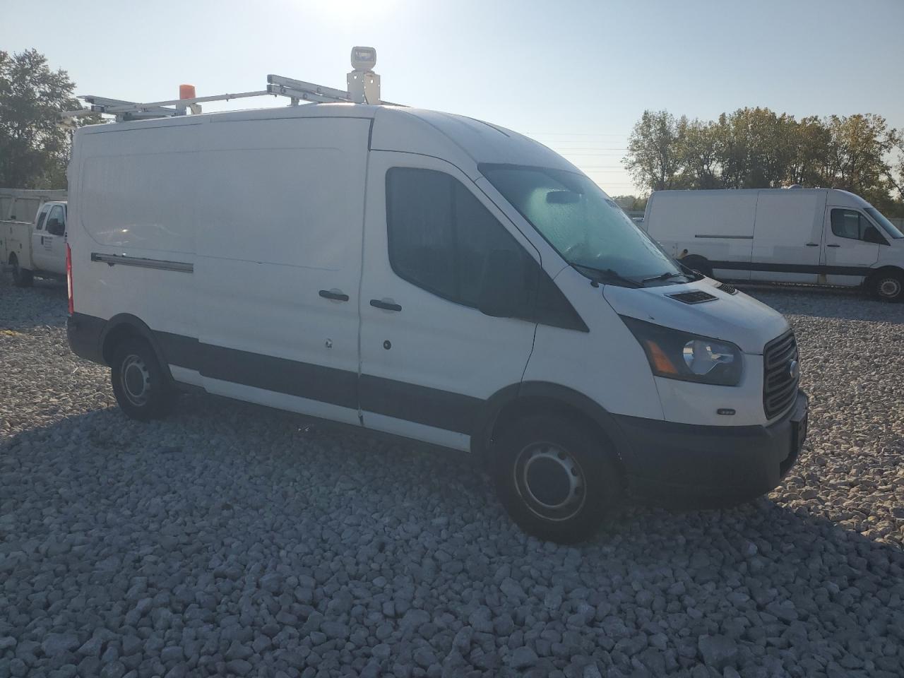 2015 Ford Transit T-150 - Фото 4