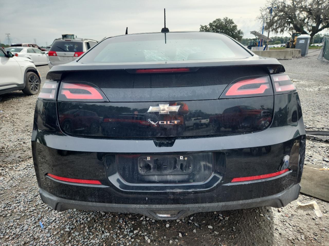 2015 Chevrolet Volt - Image 6