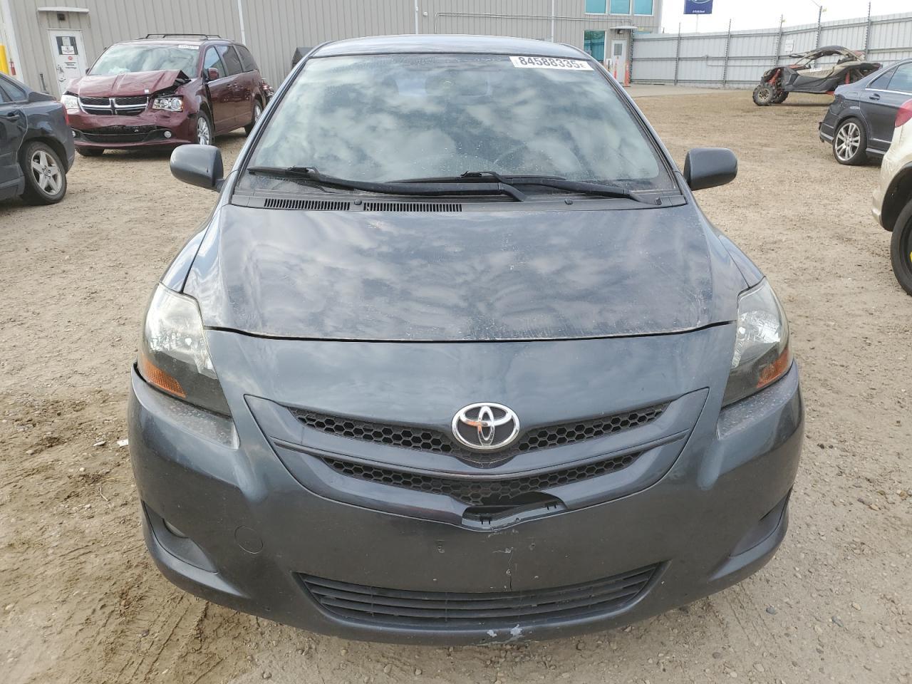 2008 Toyota Yaris - Image 5