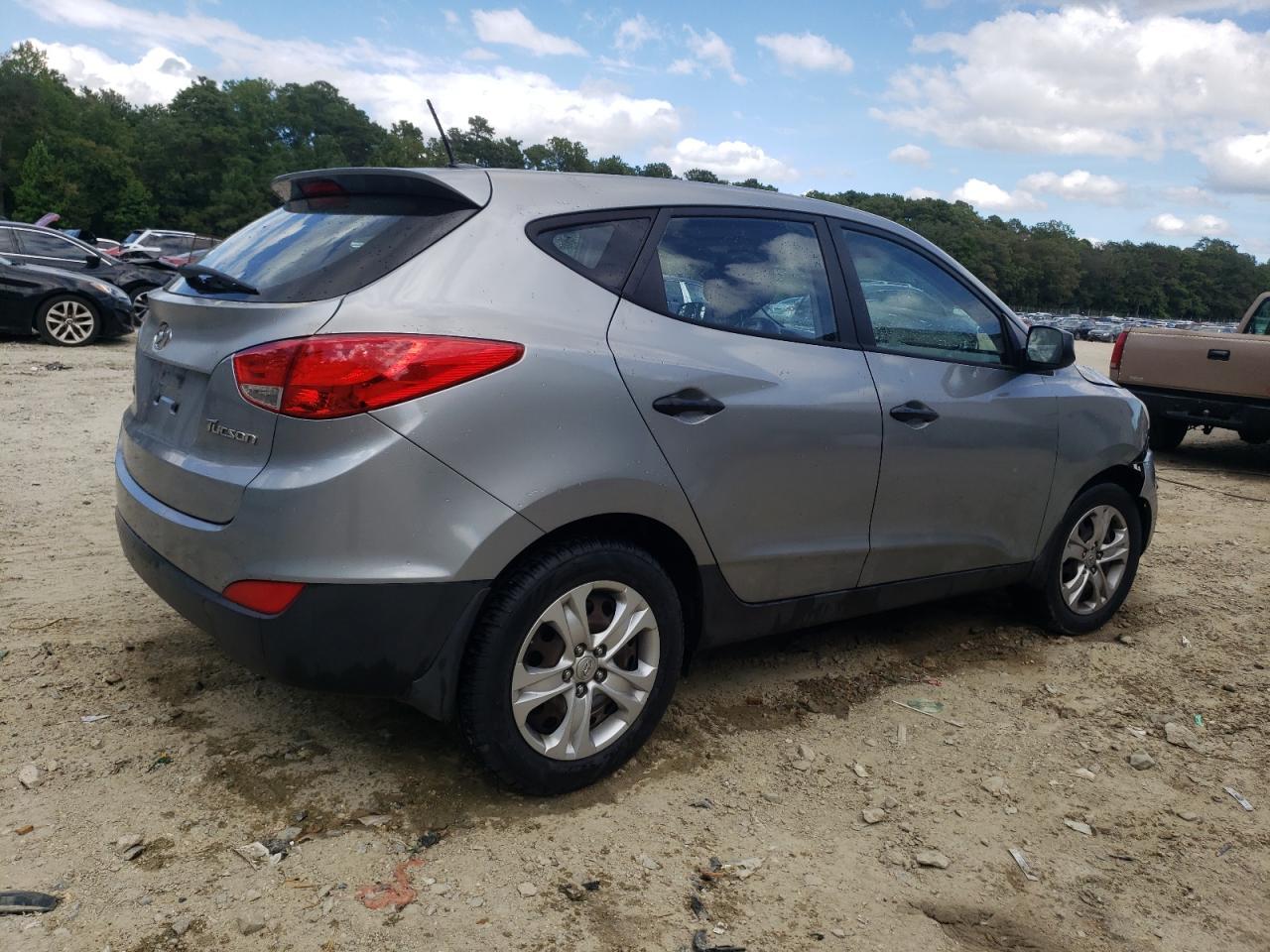 2011 Hyundai Tucson Gl - Image 3