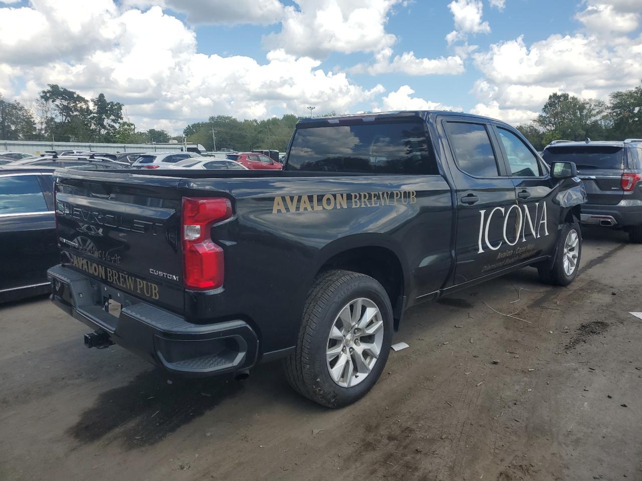 2021 Chevrolet Silverado K1500 Custom - Image 3