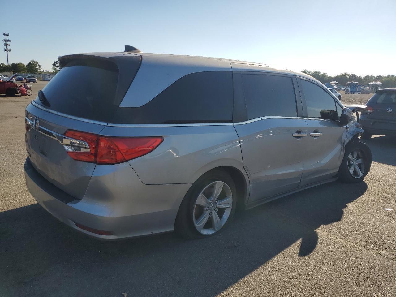 2019 Honda Odyssey Exl - Image 3