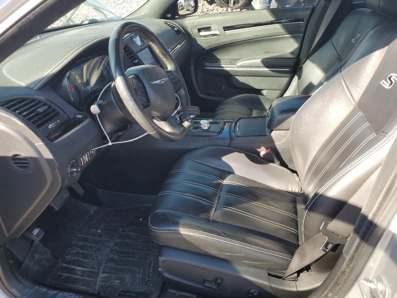 2020 Chrysler 300 S - Image 7