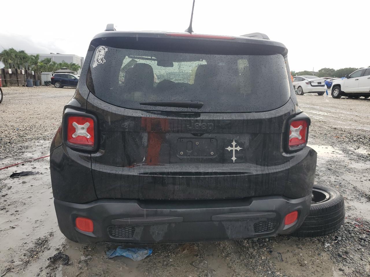 2017 Jeep Renegade Latitude - Фото 6
