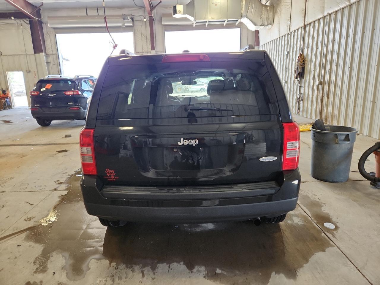 2015 Jeep Patriot Latitude - Фото 6