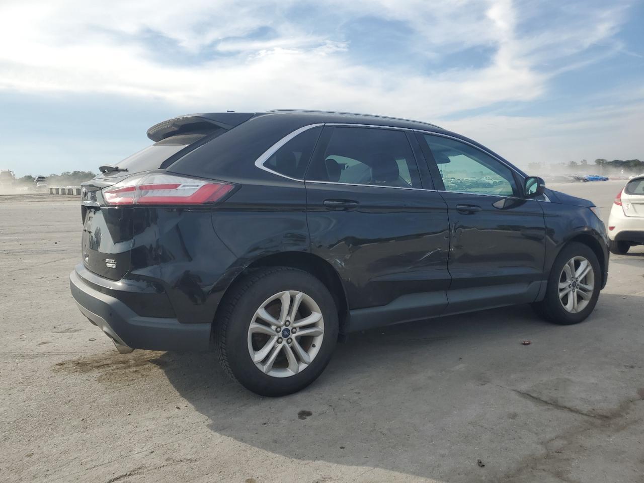 2019 Ford Edge Sel - Image 3