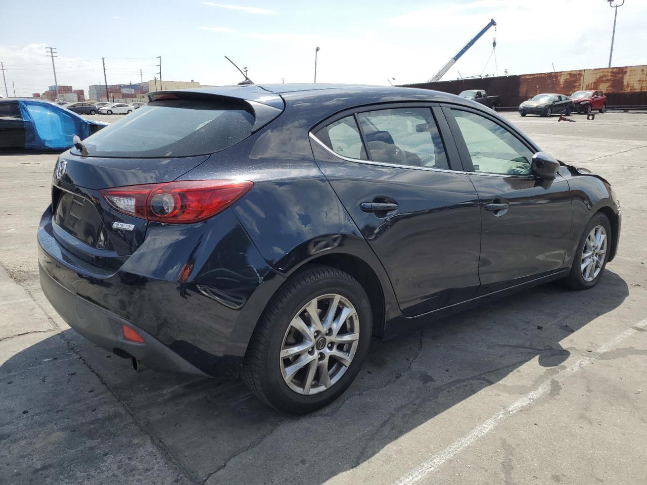 2016 Mazda 3 Sport - Image 3