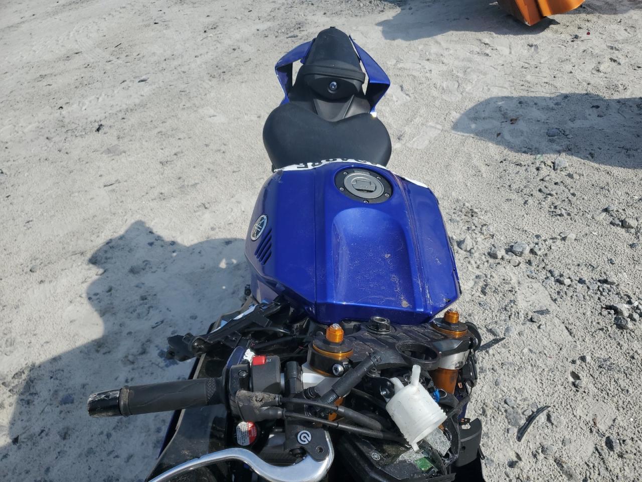 2025 Yamaha Yzfr7 - Image 5