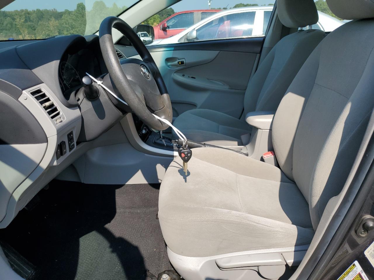 2013 Toyota Corolla Base - Фото 7