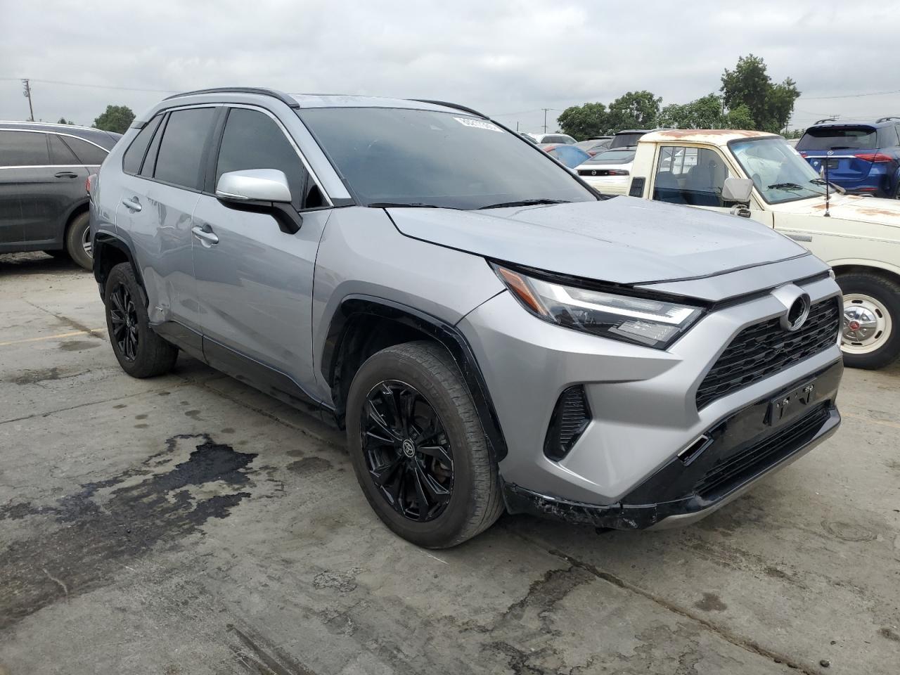 2023 Toyota Rav4 Se - Фото 4