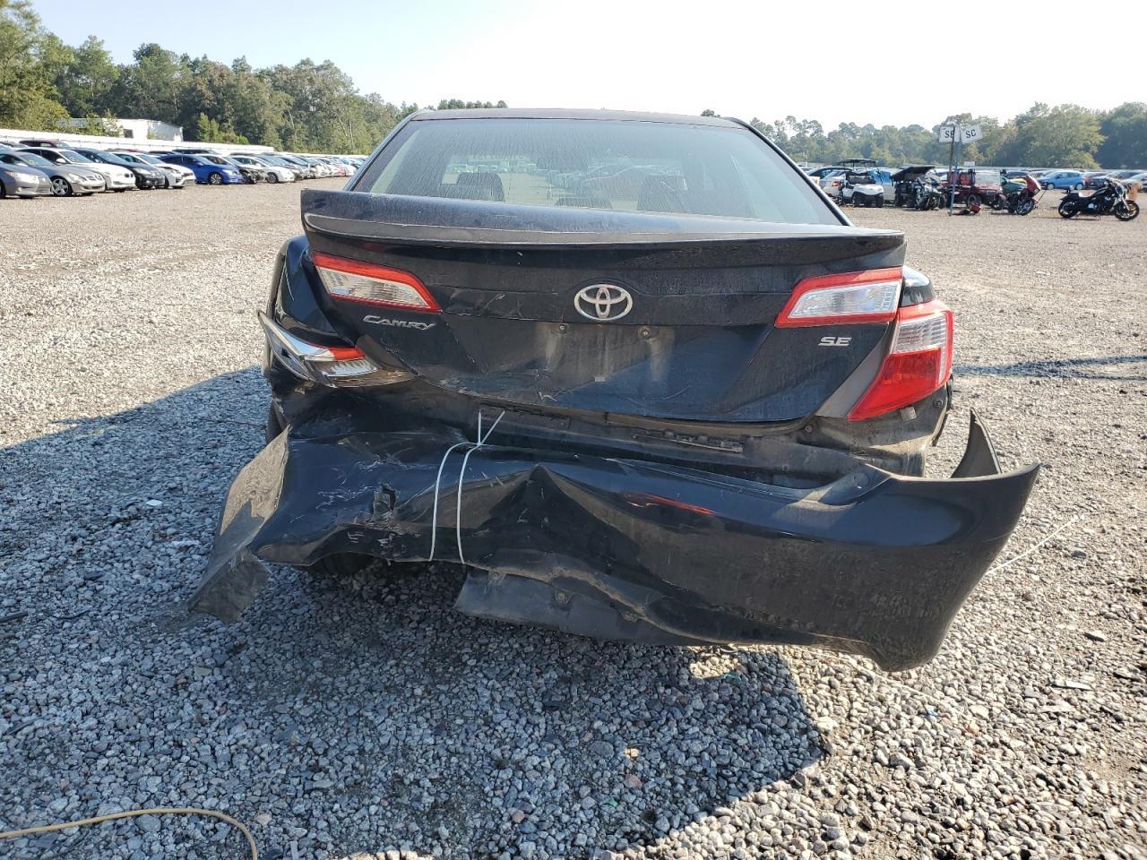 2013 Toyota Camry L - Фото 6