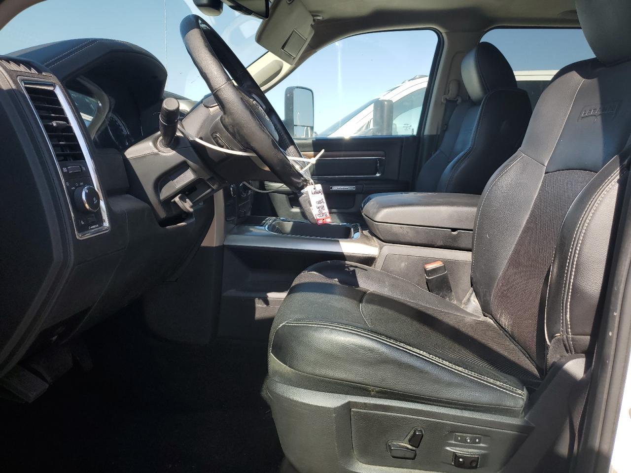 2016 Ram 3500 Laramie - Фото 7