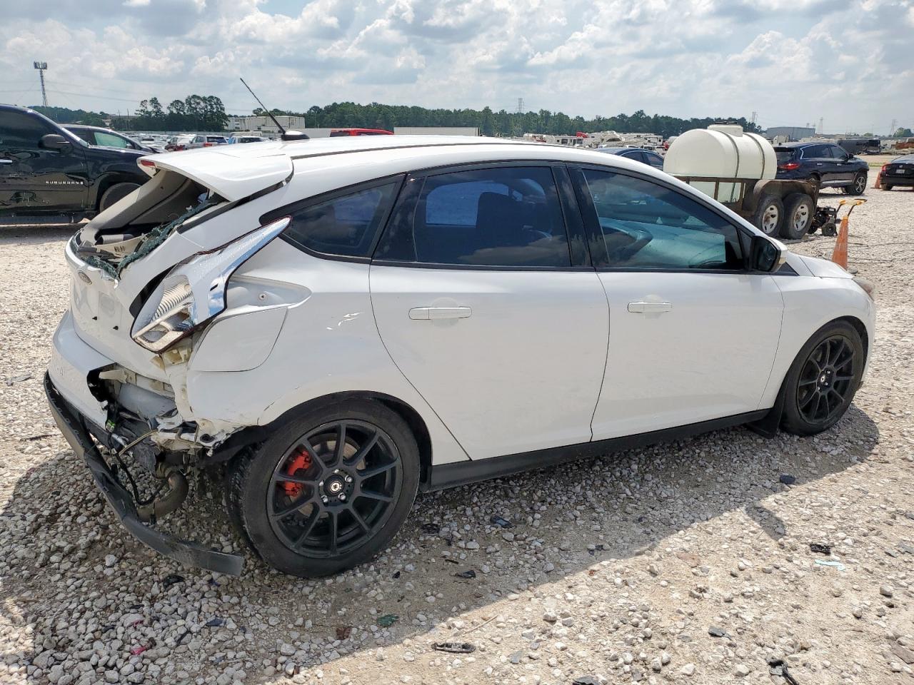2017 Ford Focus Sel - Image 3