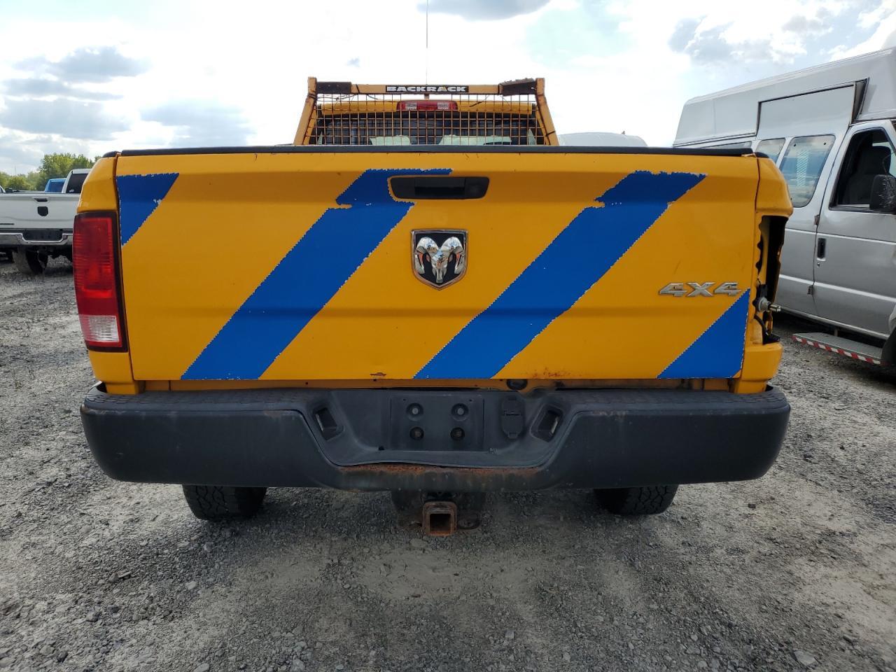 2016 Ram 2500 Tradesman - Фото 6