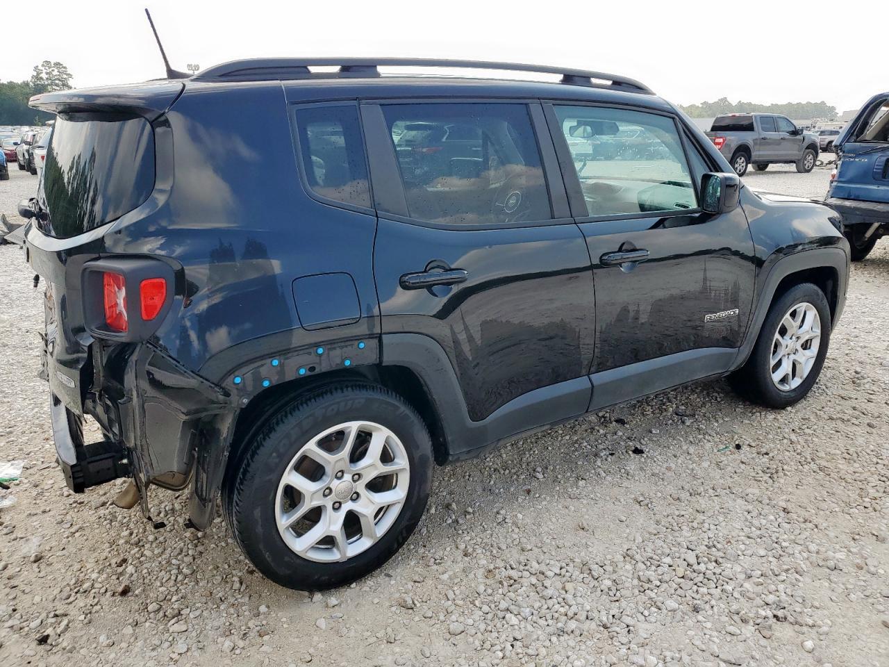 2018 Jeep Renegade Latitude - Фото 3