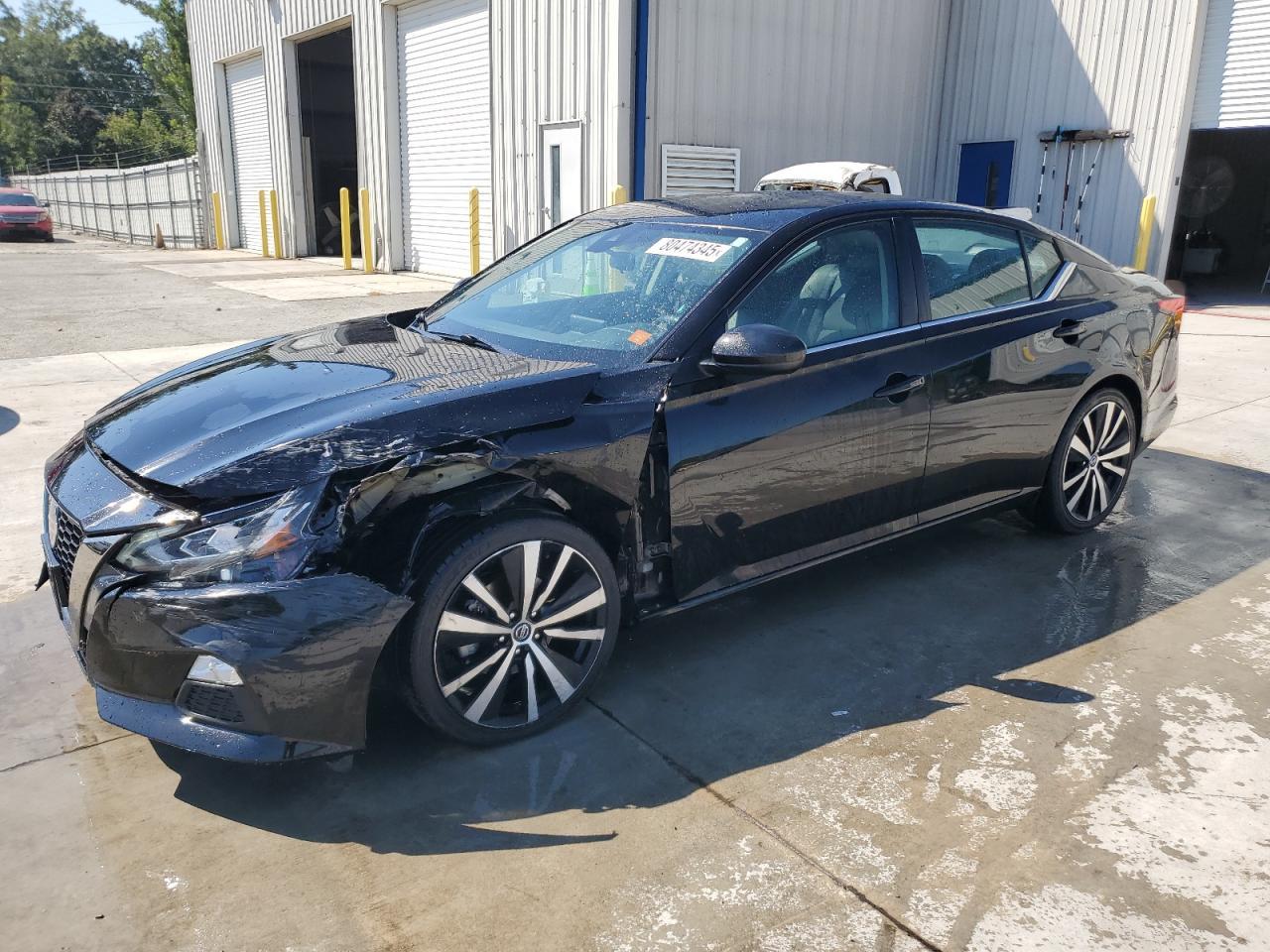 2022 Nissan Altima Sr