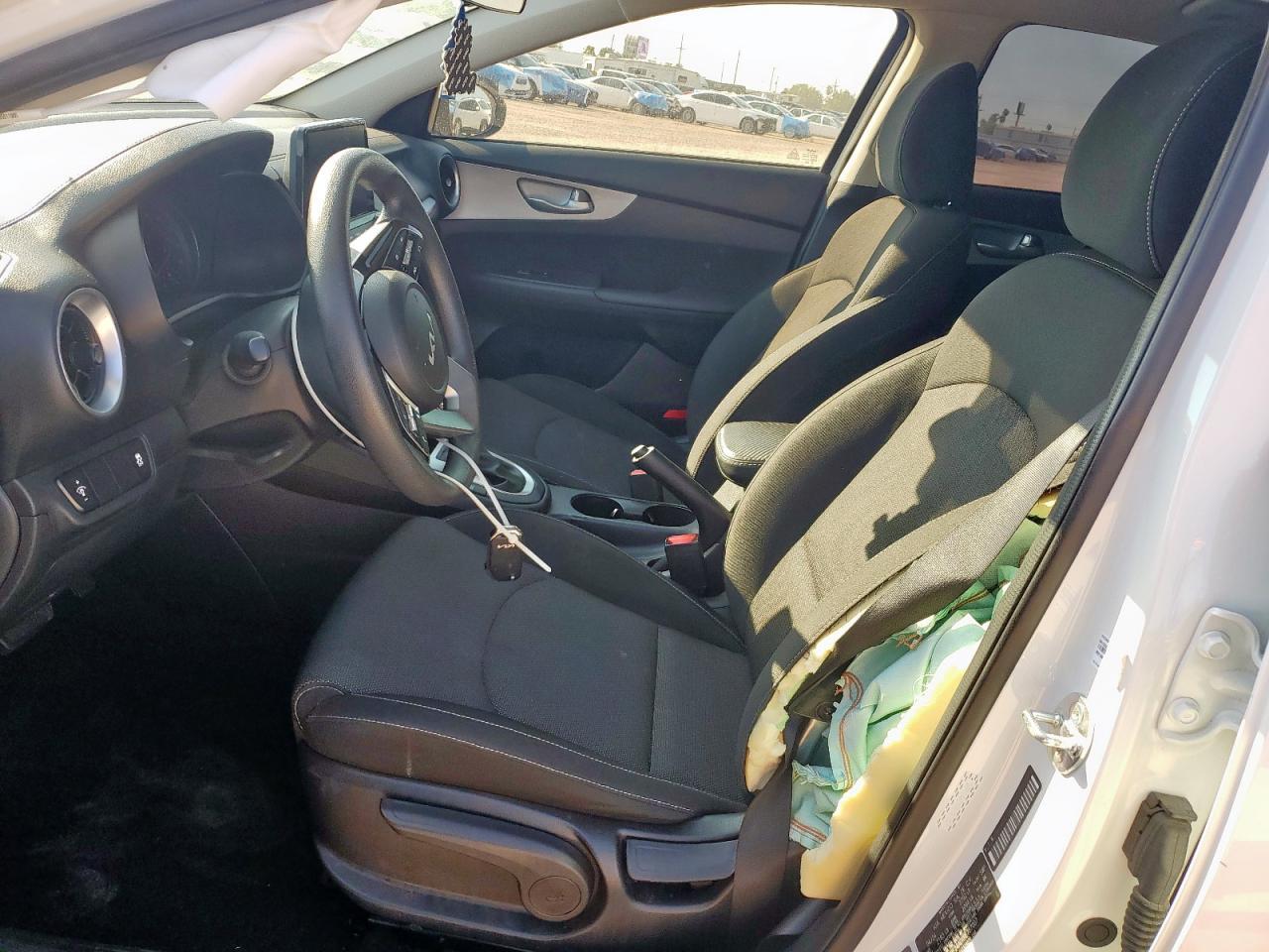 2024 Kia Forte Lx - Фото 7