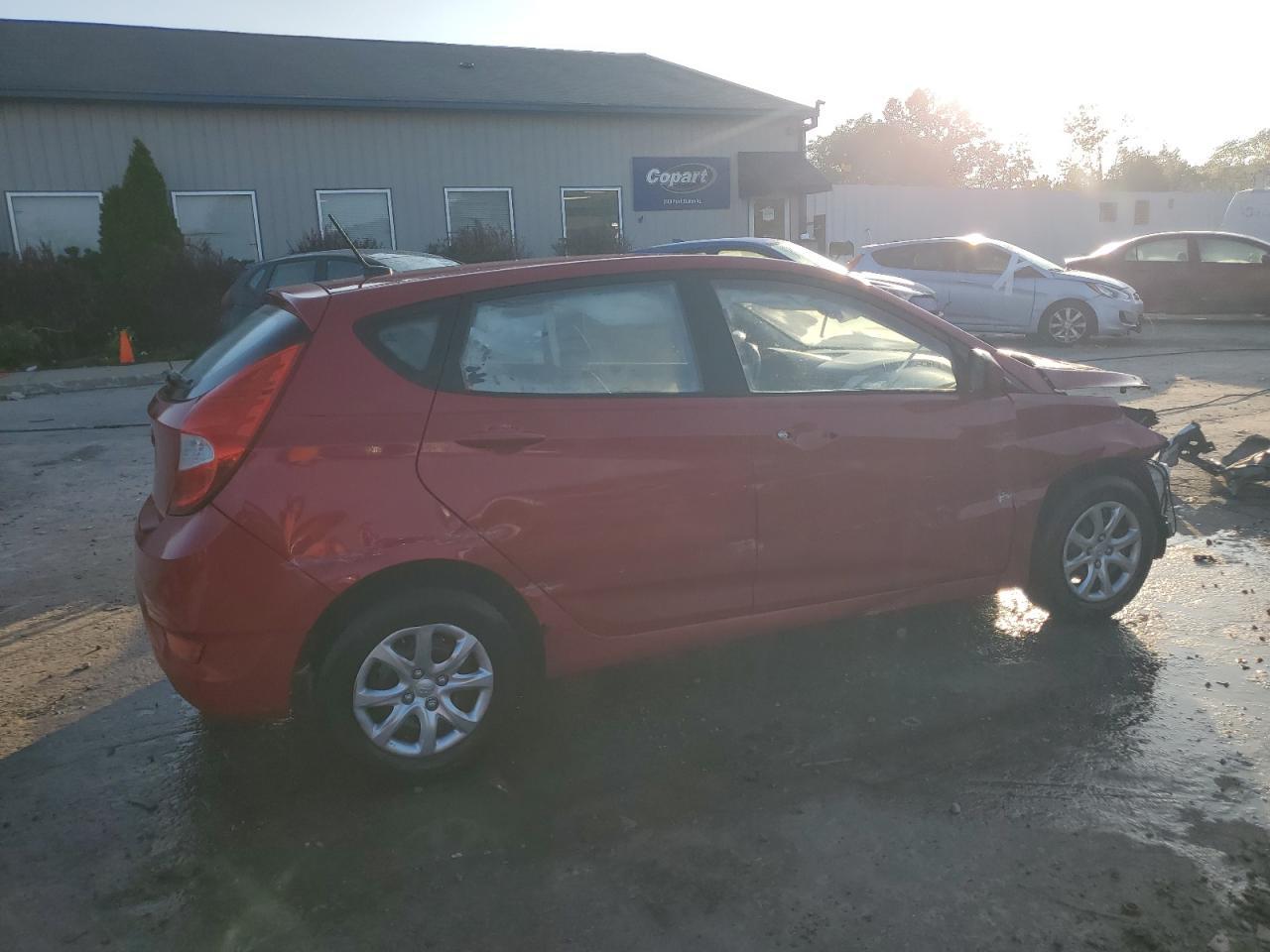 2014 Hyundai Accent Gls - Фото 3