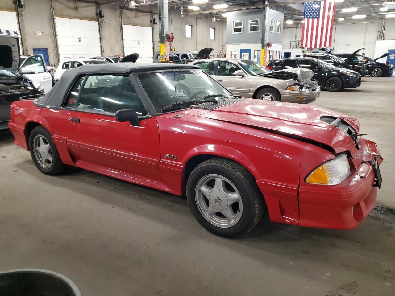 1992 Ford Mustang Gt - Фото 4