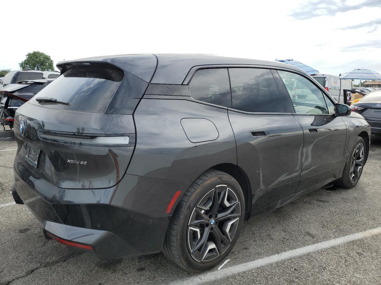 2025 BMW Ix xDrive50 - Image 3