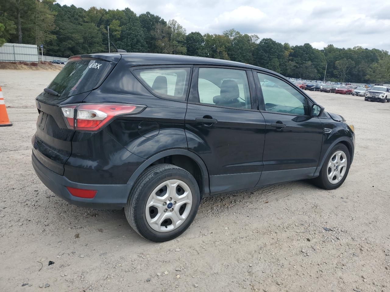 2017 Ford Escape S - Image 3