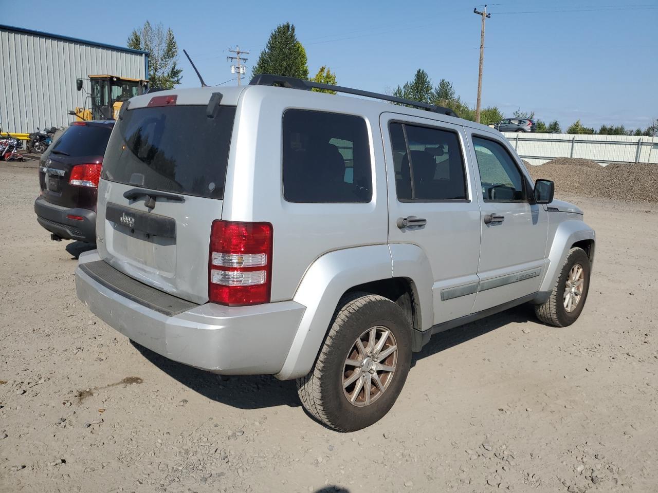 2010 Jeep Liberty Sport - Фото 3