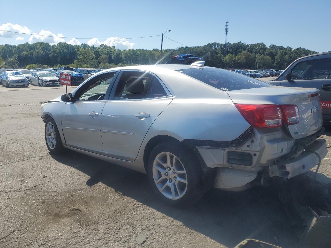 2015 Chevrolet Malibu 1Lt - Image 2
