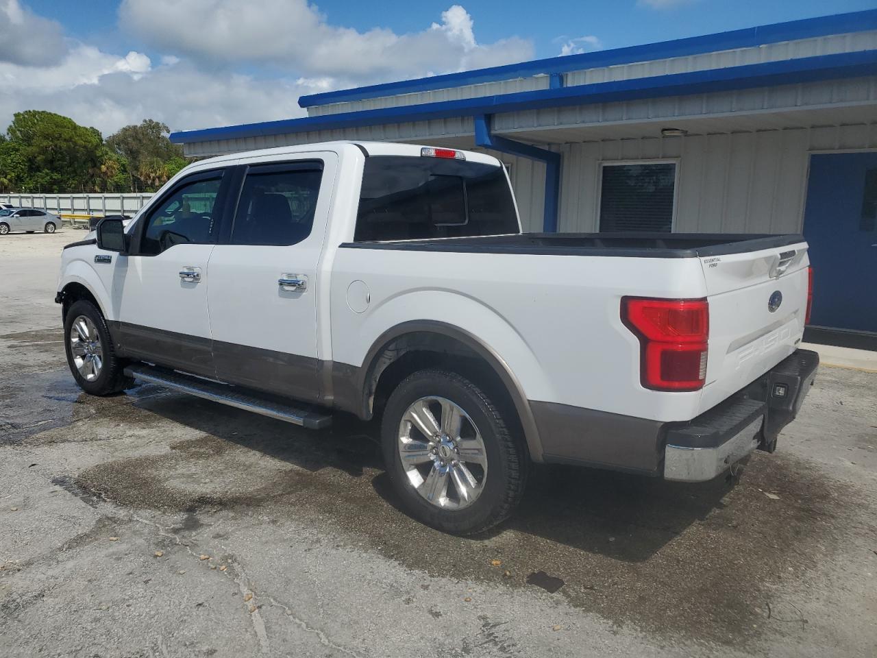 2019 Ford F150 Supercrew - Фото 2