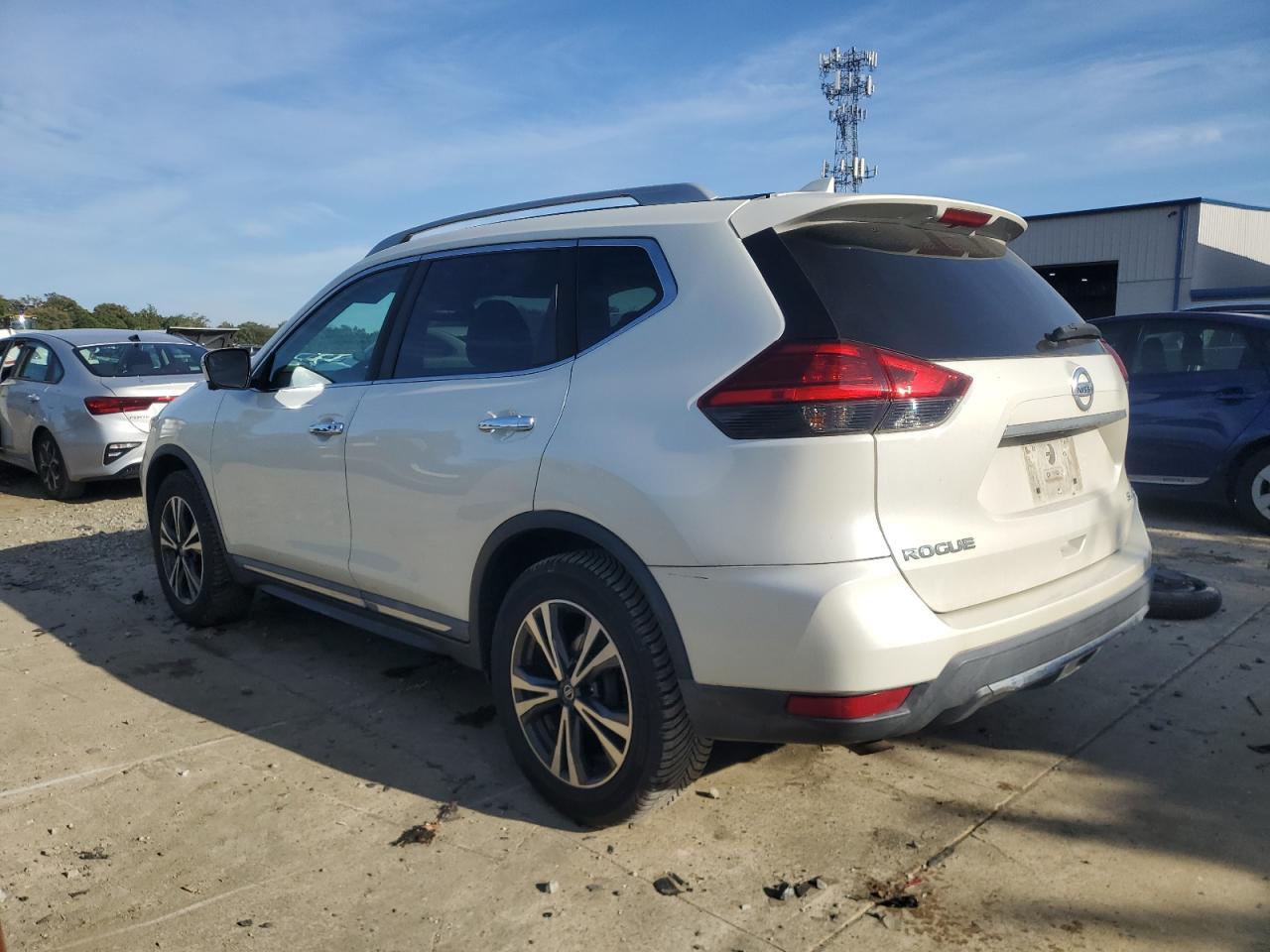 2017 Nissan Rogue Sv - Фото 2