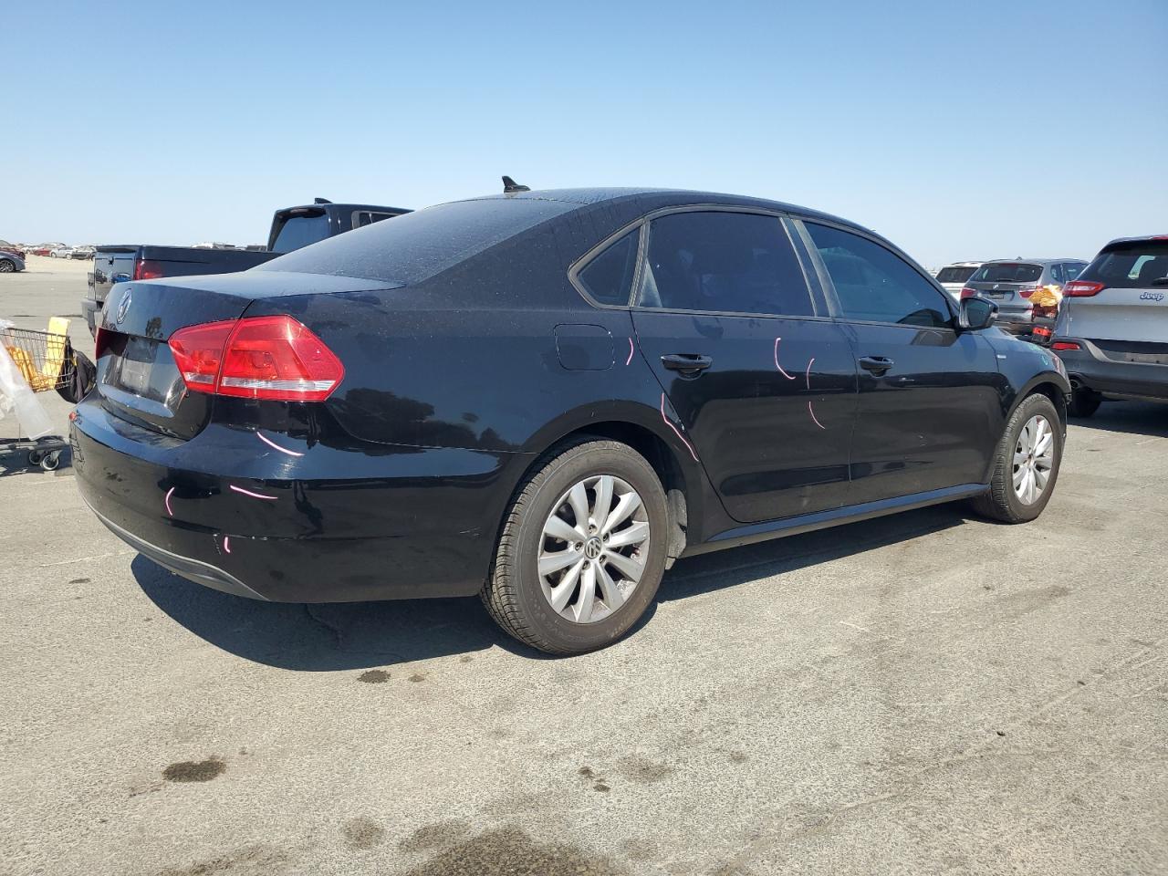 2014 Volkswagen Passat S - Image 3
